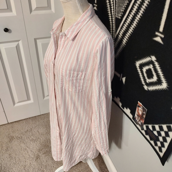 🩷 GUC Victoria's Secret Ladies Long Sleeve Button Front Nightgown, Baby Pink, L - Picture 5 of 12